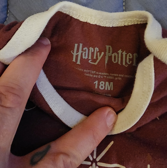 Harry Potter 18 mo onesie set - Picture 2 of 2